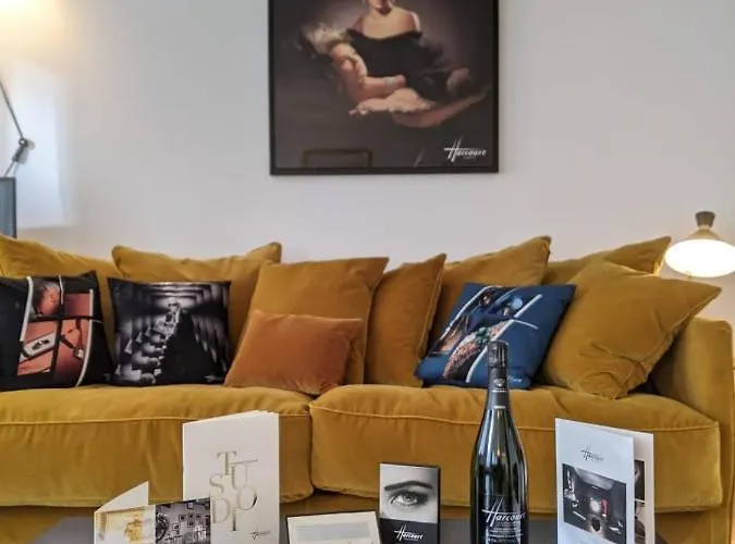Residences Harcourt - Ile Saint Louis - Париж