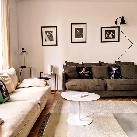 Residences Harcourt - Ile Saint Louis - *