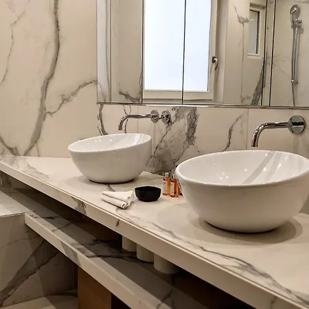 Residences Harcourt - Ile Saint Louis - * Paris