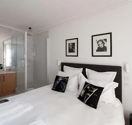 Residences Harcourt - Ile Saint Louis - Paris