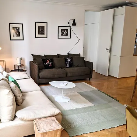 Residences Harcourt - Ile Saint Louis - Paris