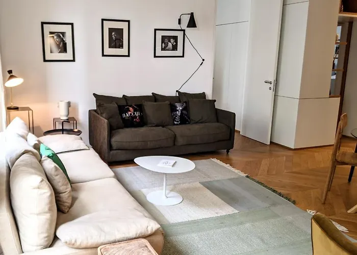 Residences Harcourt - Ile Saint Louis - Paris